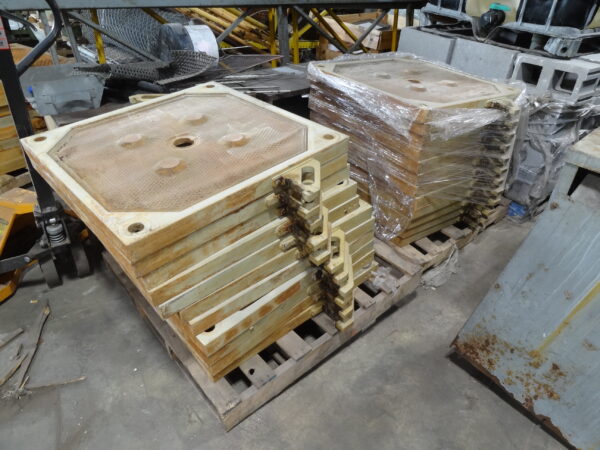 Filter Press Plates 800mm, Qty 31