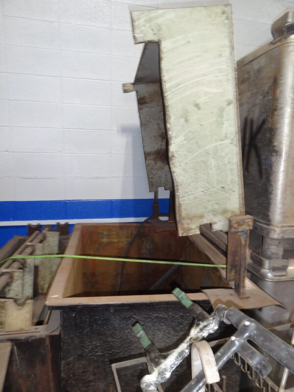 Steel Tank 44LX32WX43H
